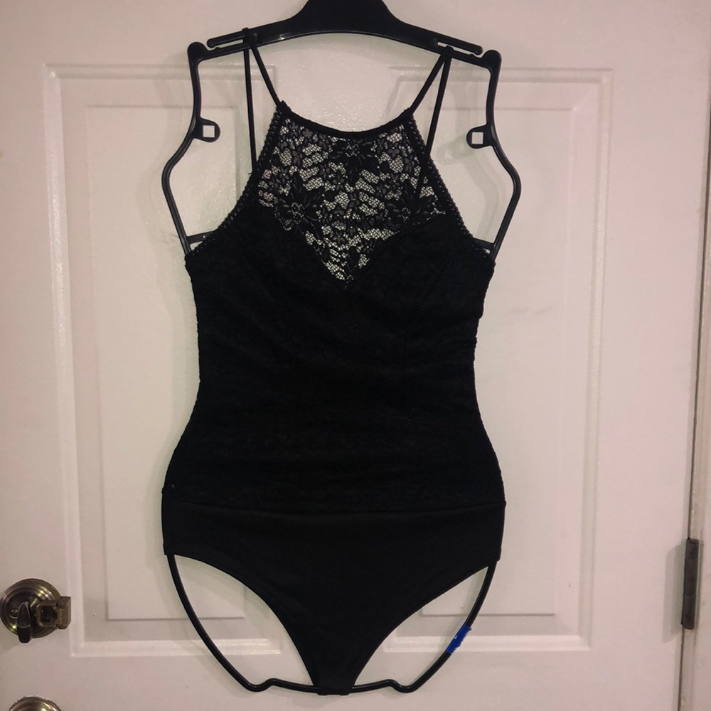 CUTE LACE BODY SUIT